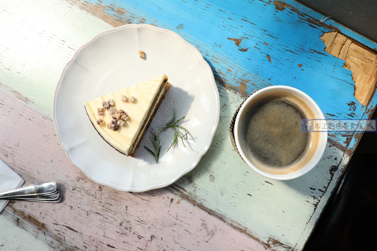濟州島旅遊-必去兩間文青海景、老屋咖啡廳：咖啡漢拿山、玉樹咖啡廳 @右上世界食旅