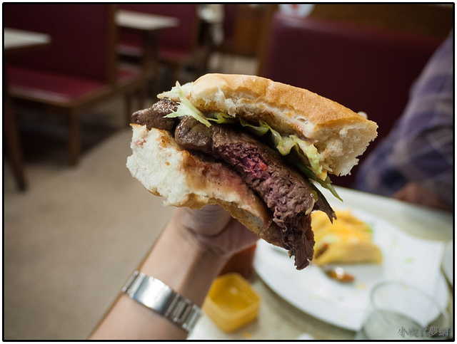 沖繩那霸美食-沖繩第一間牛排館Jack&#8217;s Steak House：必吃美味漢堡、牛排三明治 @右上世界食旅