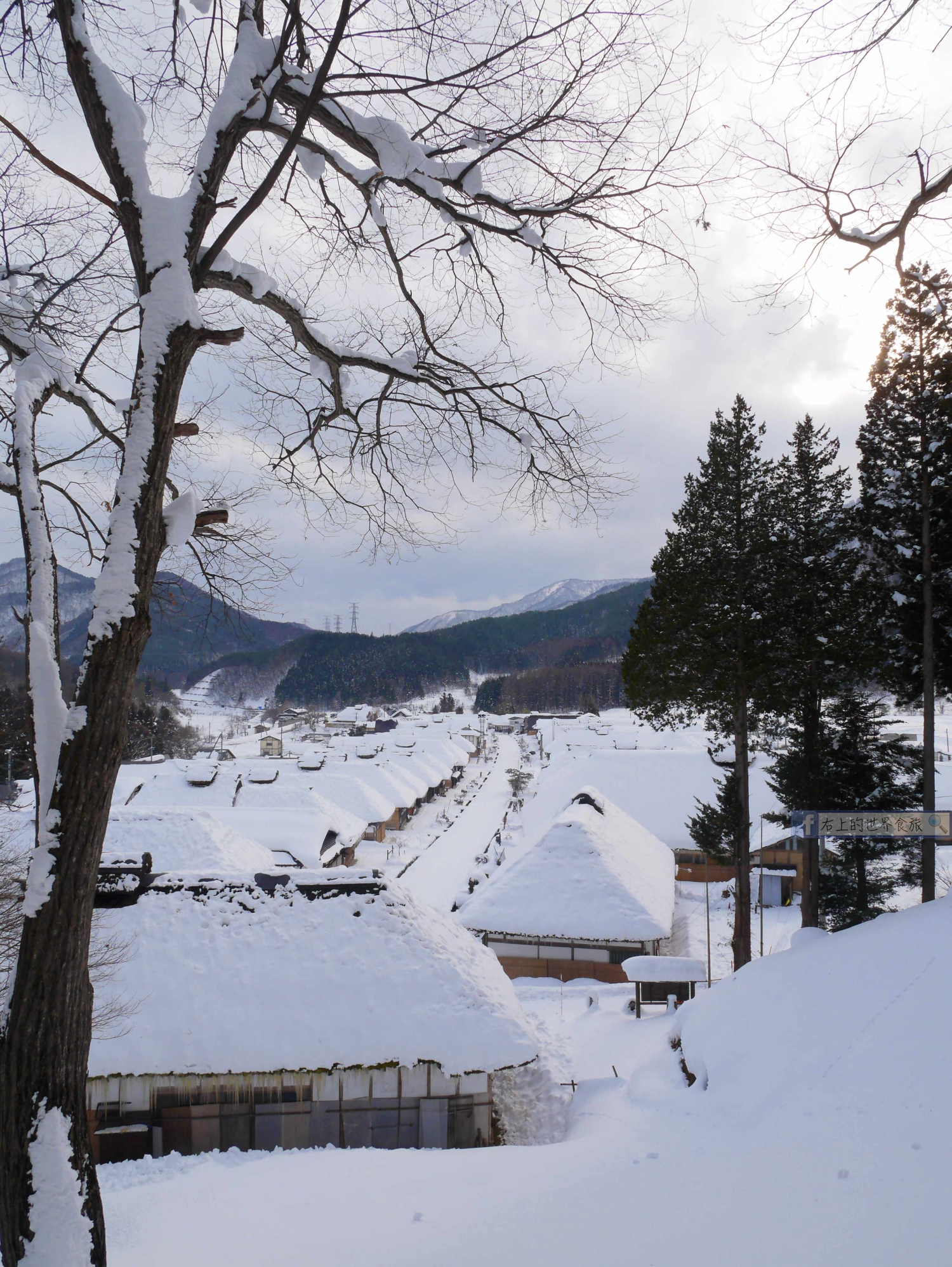 福島旅遊-冬遊大內宿：日本三大茅草屋 冬季雪景 @右上世界食旅