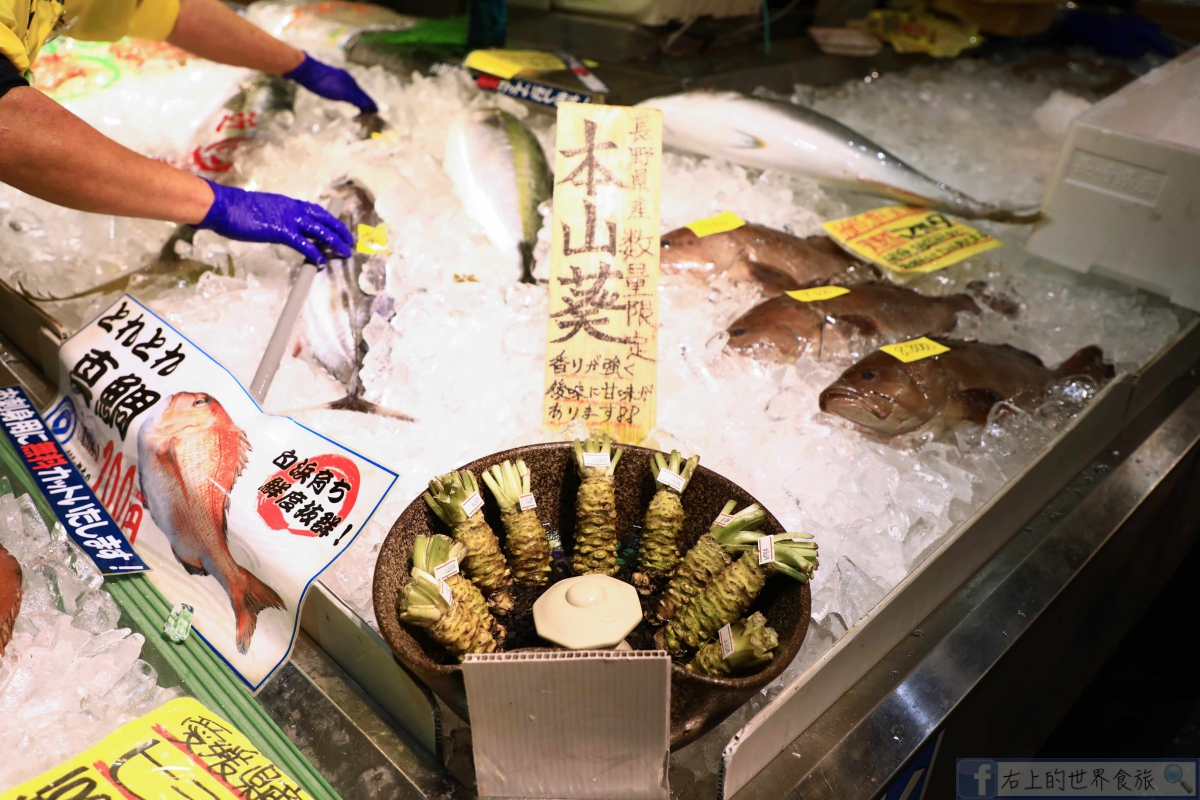 和歌山 白濱旅遊｜關西最大海鮮市場：漁獲市場 南紀白濱（とれとれ市場 南紀白濱） @右上世界食旅