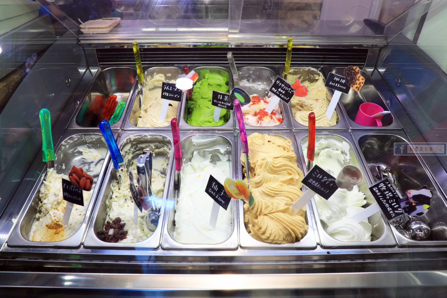 島根旅遊美食-手漉和紙體驗、義式霜淇淋人氣店：石州和紙會館、楓GELATO（Kaede Gelato） @右上世界食旅
